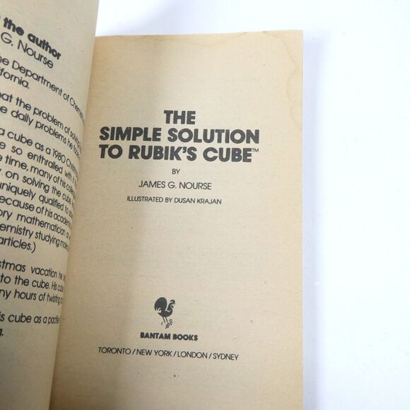 Rubik’s Cube Toy + Book Vintage The Simple Solution to Rubik's Cube 1981 - Picture 2 of 10
